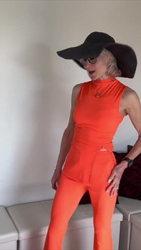 Colore caldo, signora matura calda