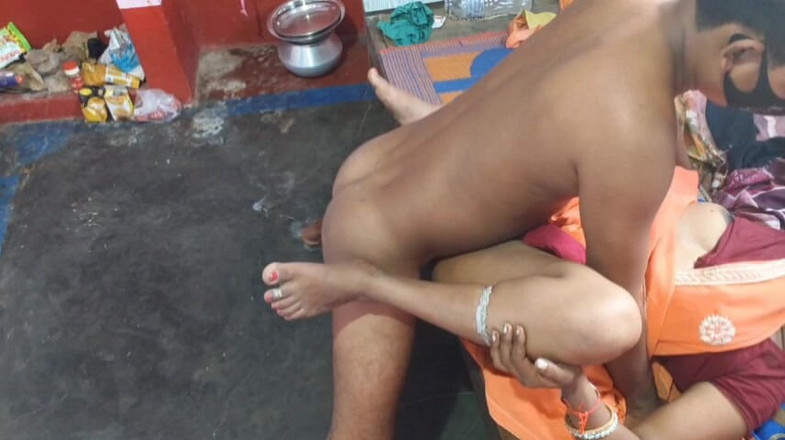 Sobha rani: Sexy Desi dorpsneukpartij