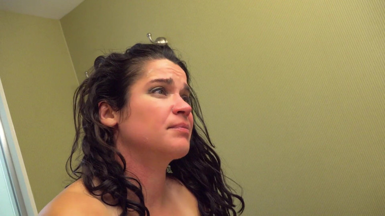 Sammi Starfish: Older stepsister porn shoot