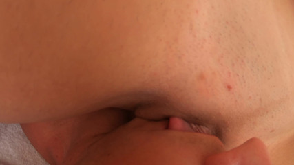 Nipple Stock: Dominazione di potere femminile seduta in faccia