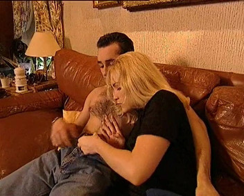 Top Line video: Dos episodios extraordinarios con mujeres hermosas y seductoras con mujeres...