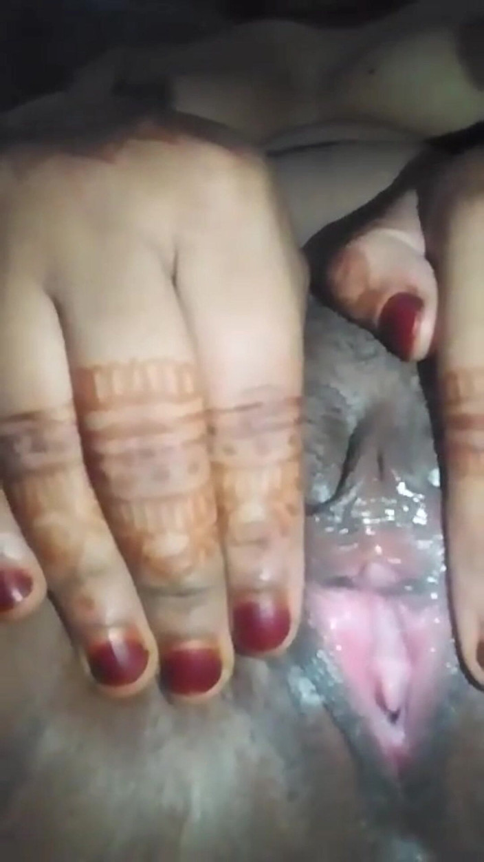 hornycoupleBD: Desi flicka onani