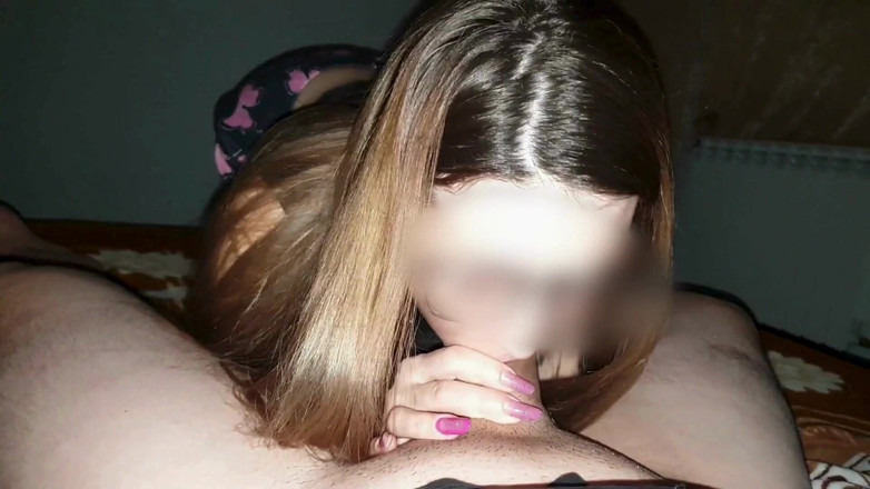 OliviaHaze: Rumah senyap, adik tiri saya berdekatan