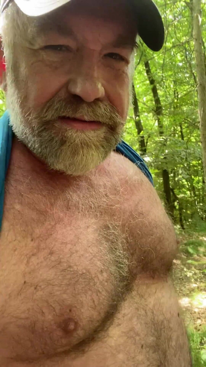 Exhibitionistman: jangal men jhatke maarna