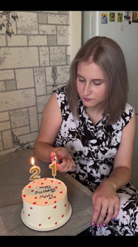 Smoking Before Cake