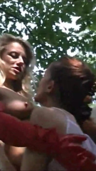 Hardcore Threesome with This Teen