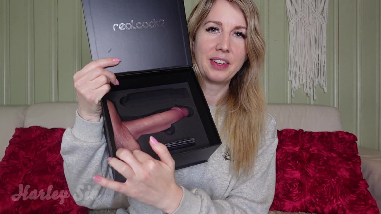 Harley Sin: Unboxing My First Realcock2