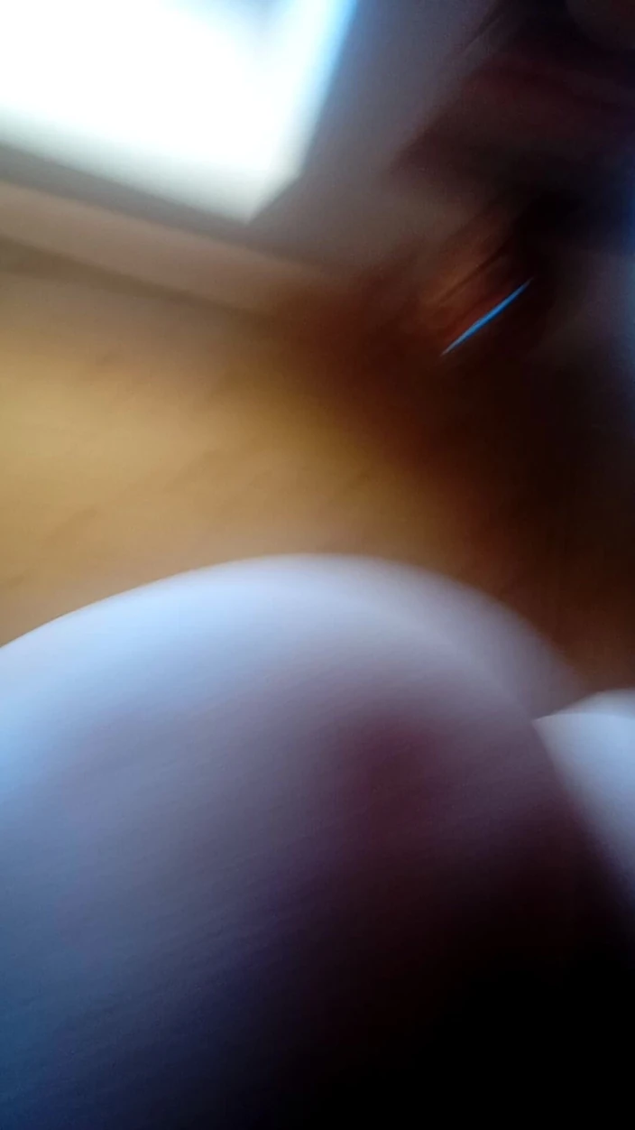 Carmen40: Ass undressing and talking, white beautiful big ass facesitting