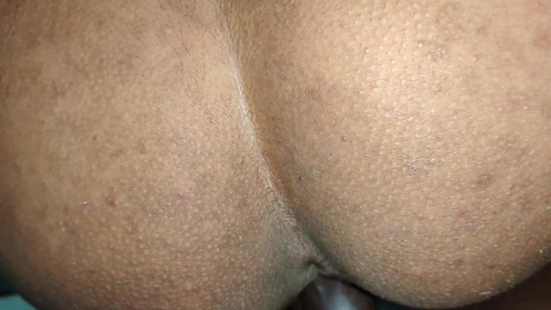 Mona sexy: Istri saudara tiriku