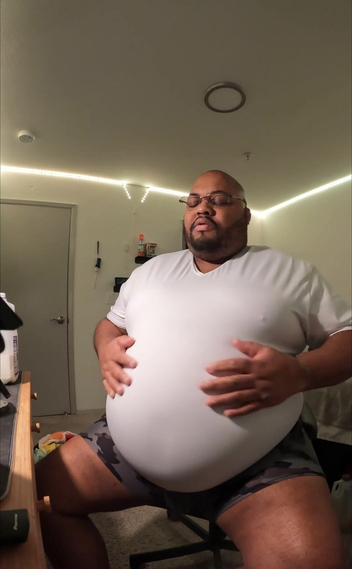 Blkhole420: Břicho v kompresní košili