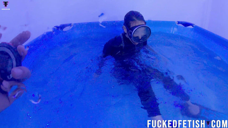 Fucked fetish: Sattira diving dream co2 nefes eğitimi serin havuz odası neop