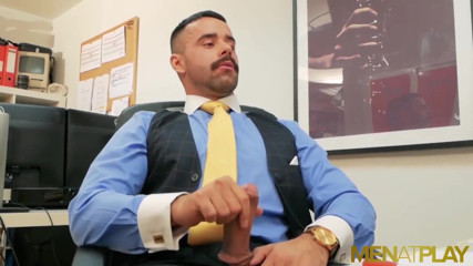 Menat Play: MENATPLAY - upyukt hunk Teddy Torres gand chudaee ki naslon Damon...