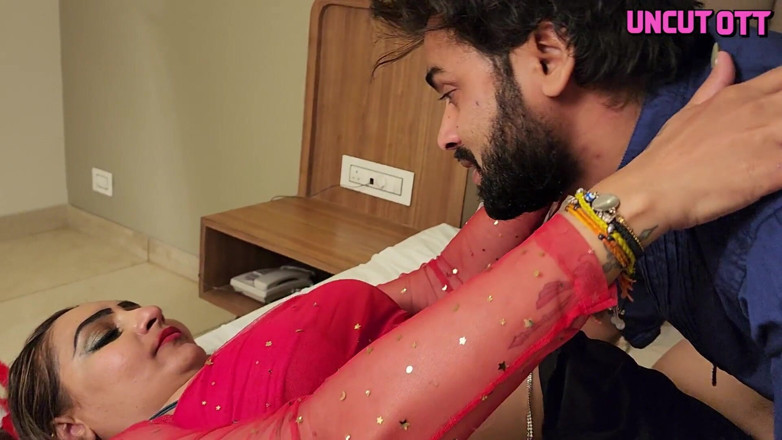 sapnabhabhixxx: Hema, bhabhi, romance avec son client, sexe desi dans la...