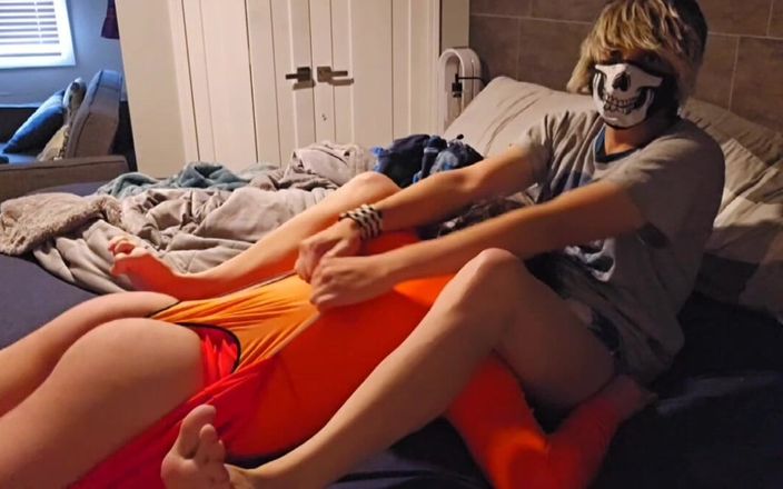 Kinkytwinkpamps: 코디의 더러운 불룩한 냄새를 맡는 벨마