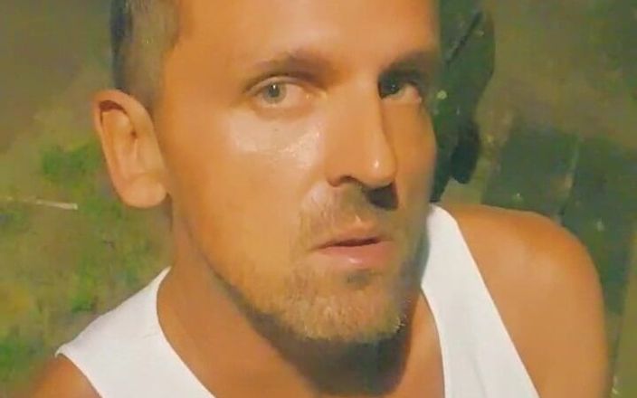 Slutboyben: Slutboyben Cam4 сексуальную эксгибиционистку выставили напоказ на публике