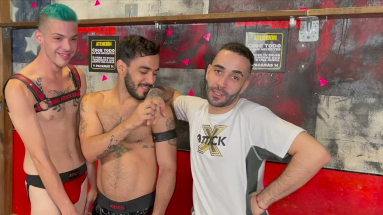 Crunch French bareback porn: Hete twink ruw geneukt door Douglas