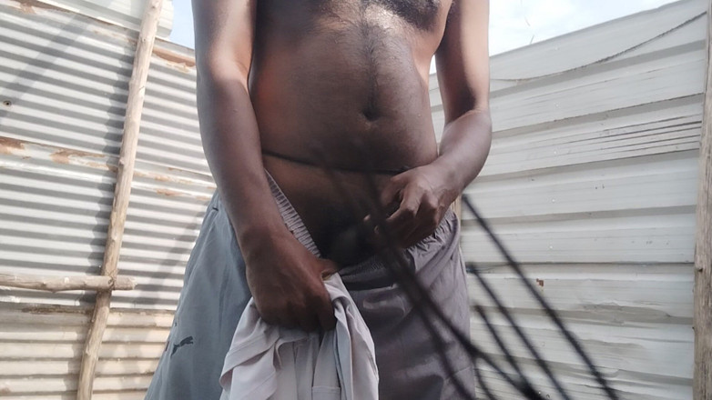 KUMBHA MANOJ KUMAR: Xhard Indian Gay Filmmaker Shoot Outdoor Video
