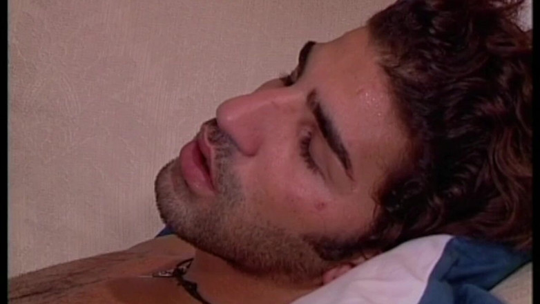 Inhonorof porn: Gadis ini merayu pacarnya dengan pakaian dalam panas dan dihargai...