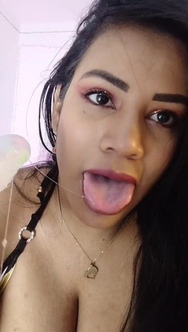 Kelli kumar: Blowjob for you - very wet