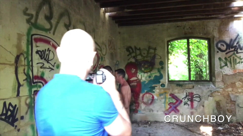 Bareback porn with straight boy: Francouzská pornohvězda ošukaná venku tátou