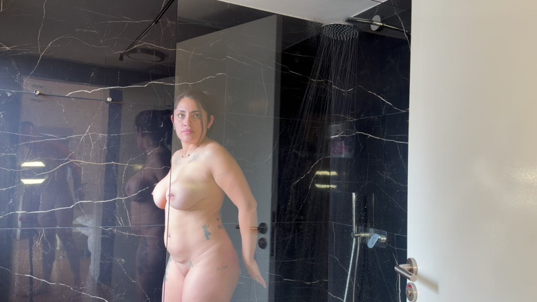 Andres Acosta: Behind the Scenes Interview and Shower with Busty Latina Babe,...