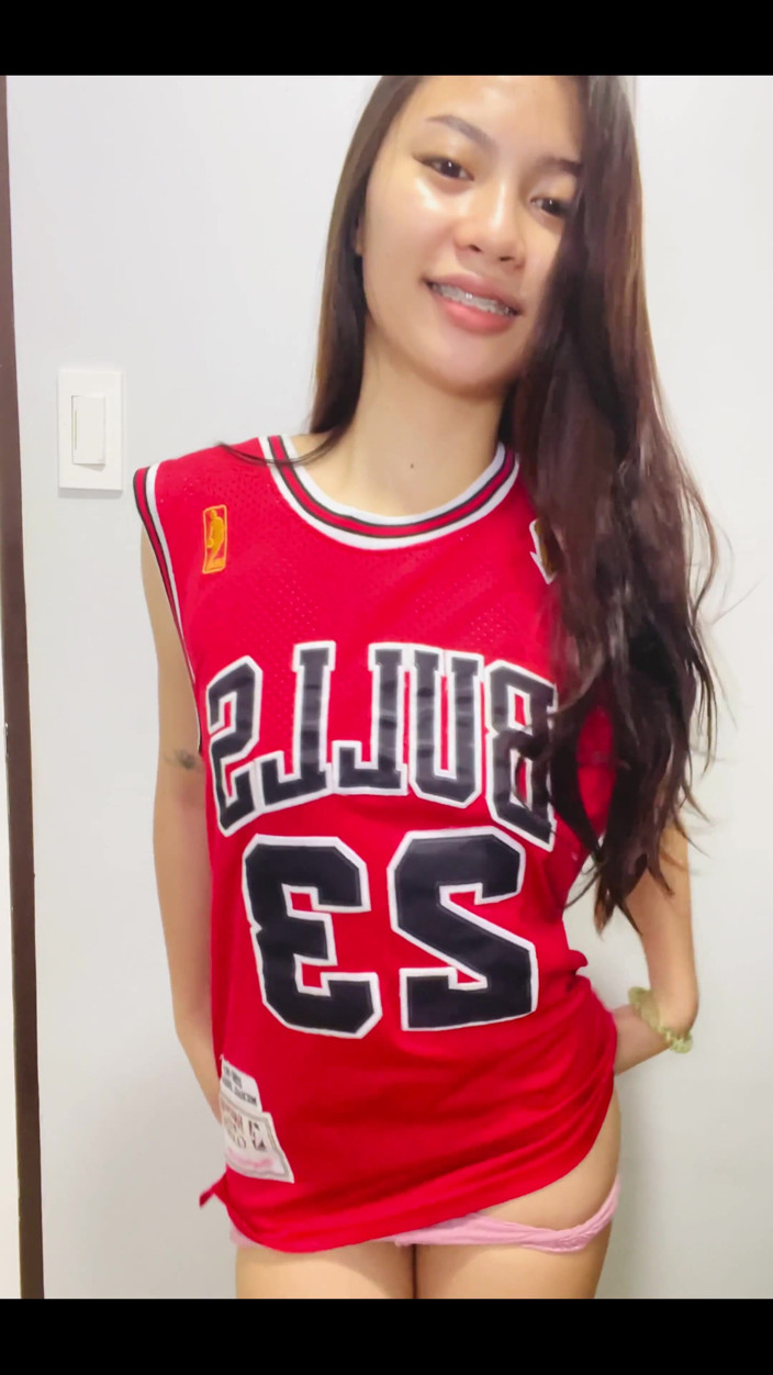 Cherrryblisss: Lil Slut. แค่เต้นเซ็กซี่และแกล้งคุณพ่อเลี้ยง