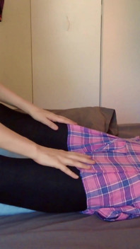 Branlette pour un femboy pulpeux le matin - 4K COMPLET