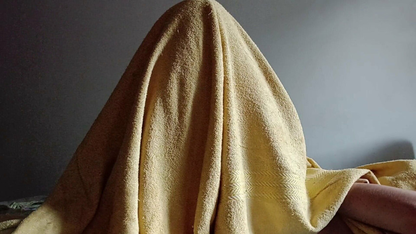 Morning masturbation under the blanket. (Thick Forest) Morning masturbation under the blanket. (Thick Forest)