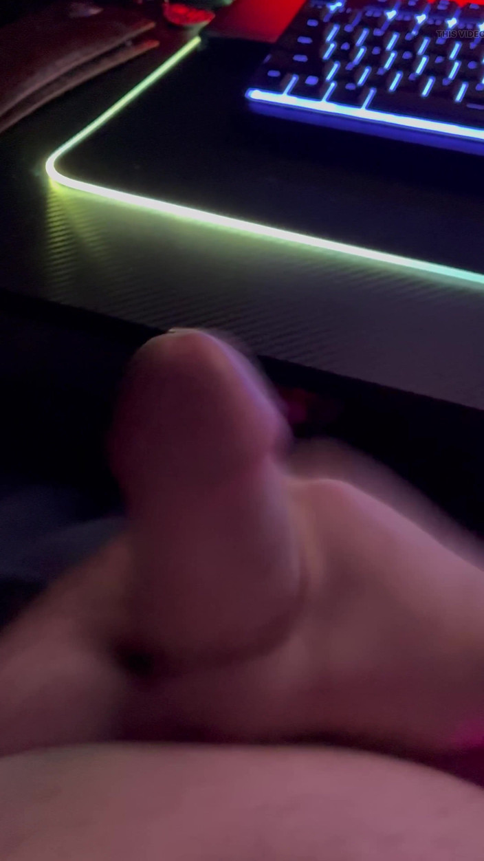 Respawn Daddy: Quick Cum Time While Jerking off