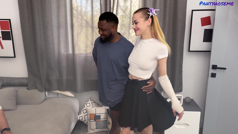 Pantyhose me porn videos: Group Sex with a Couple Women Wearing Pantyhose