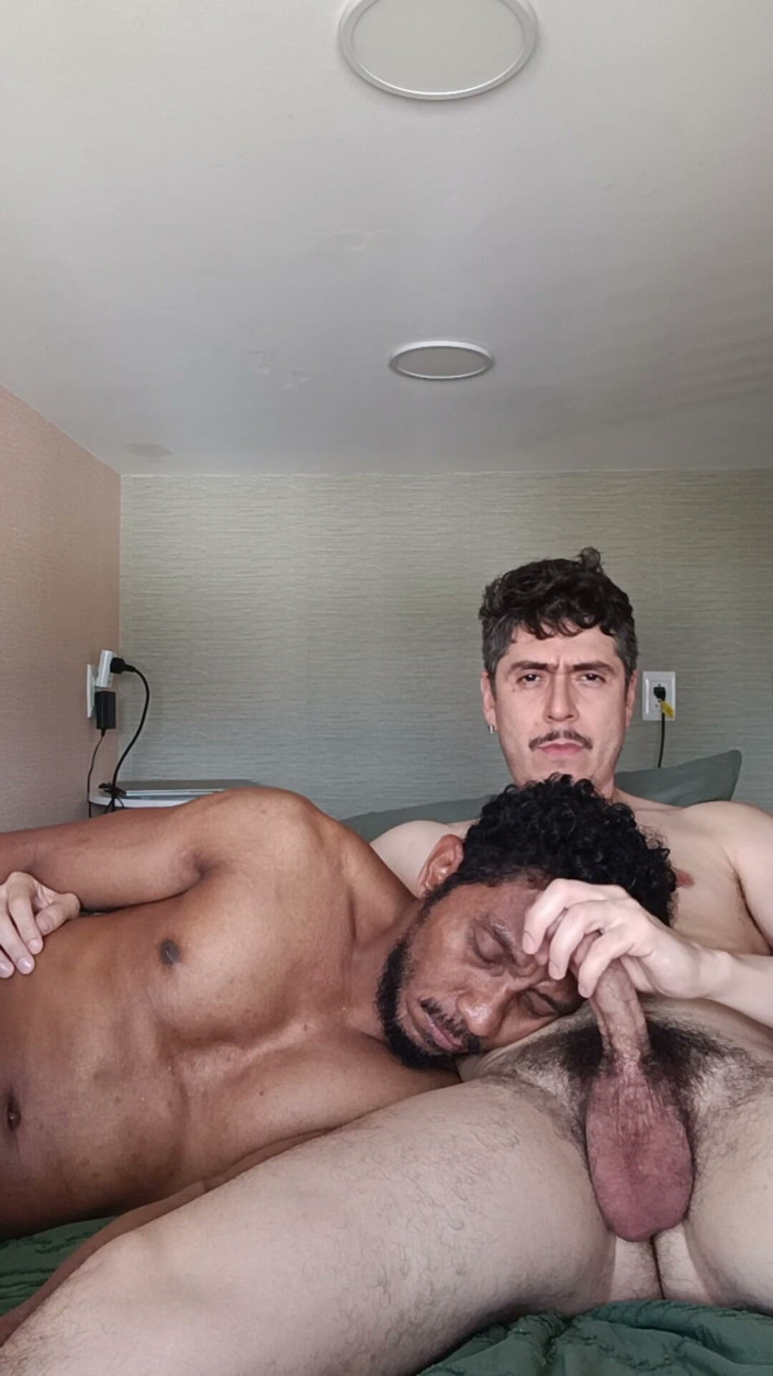 Tabasco Jake: Corrida En Cara De Musculoso Somnoliento