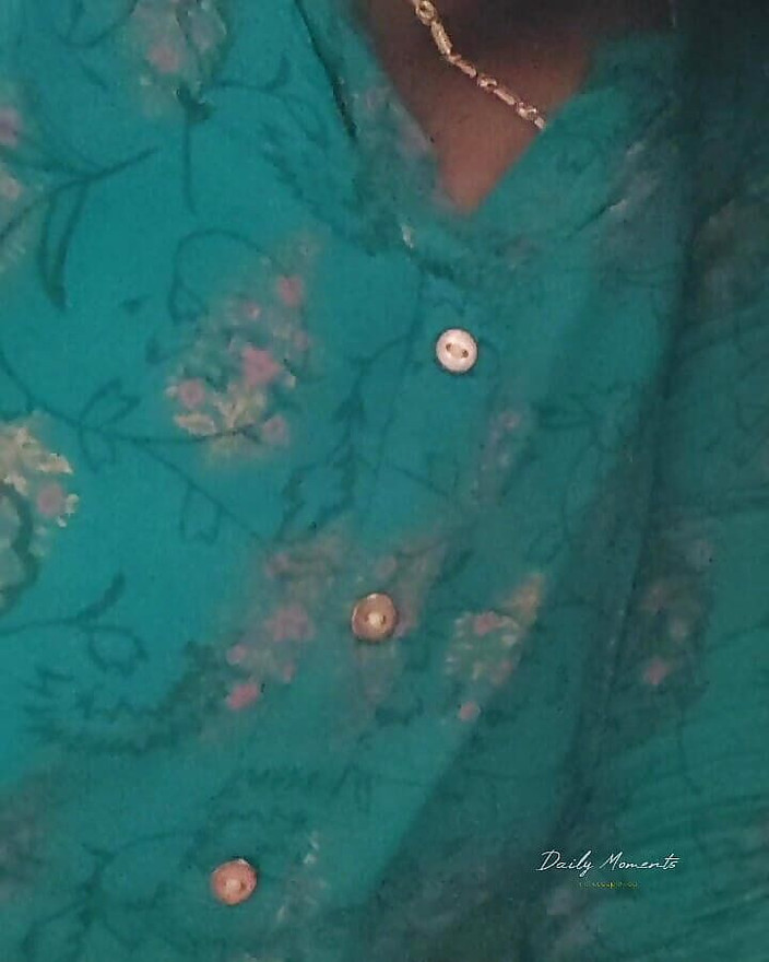 Realmallucouplevlog: タミル語の女子大生ショーにカム