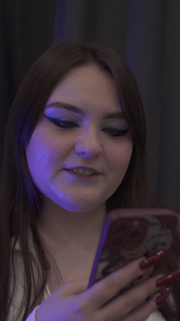Poveste - Soția își pune prietena sub soțul ei (bi, cuckold, anal)