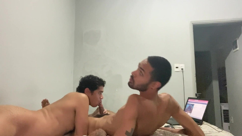 Leandro e Asafe: cowok ini dan pamer kontolnya di webcam