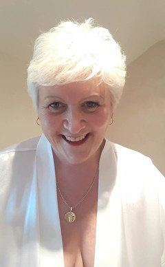 Uk Joolz: Nemůžu říct ne trochu škádlení! Teď vím, že jsi tady.