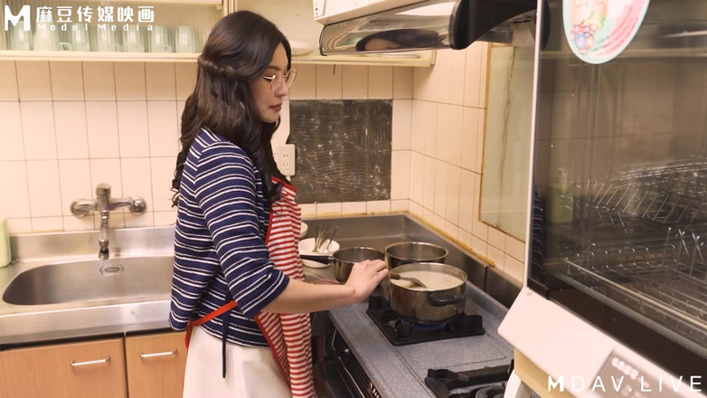 ModelMedia Asia: Md-0217 Family Ethics/lantern Festival with a Stepmother-changer