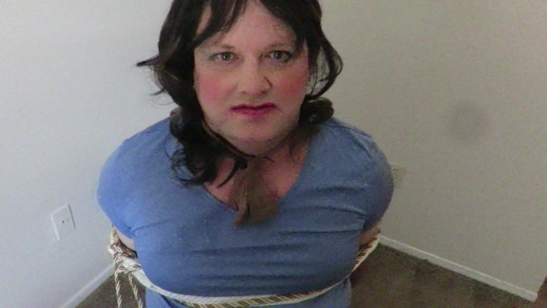 BBW nurse Vicki adventures with friends: Oh no Brittney is captive, a poor Damsel in distress
