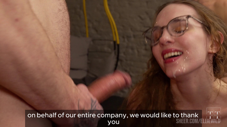 Ellie Wild: Oficina de sexo, parte 6. Cuatro grandes pollas para empleado del...