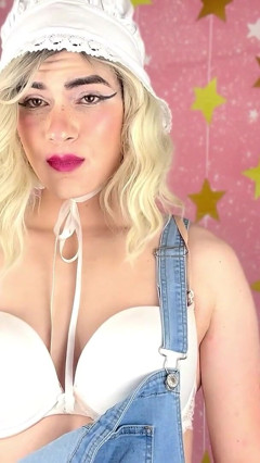 Trans Girl Bunny Hunt Roleplaying
