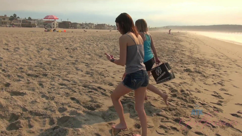 ATK Fans (Girlfriends): Virtual date with Kiera Winters and Avah Sweetz part 1