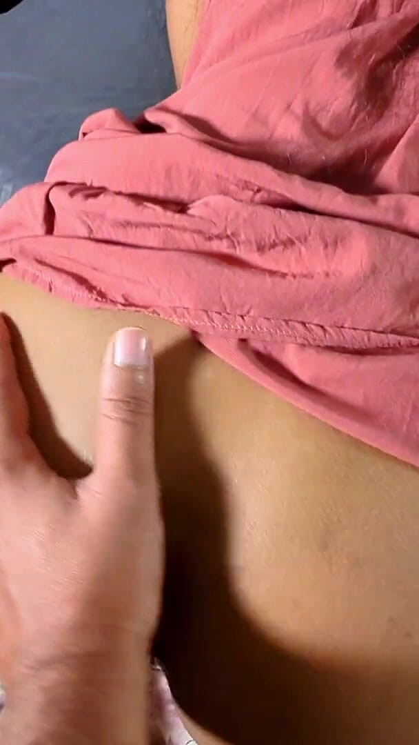sexybrownis: Joder hasta que el orgasmo chorreante moje su ropa - hardcore...