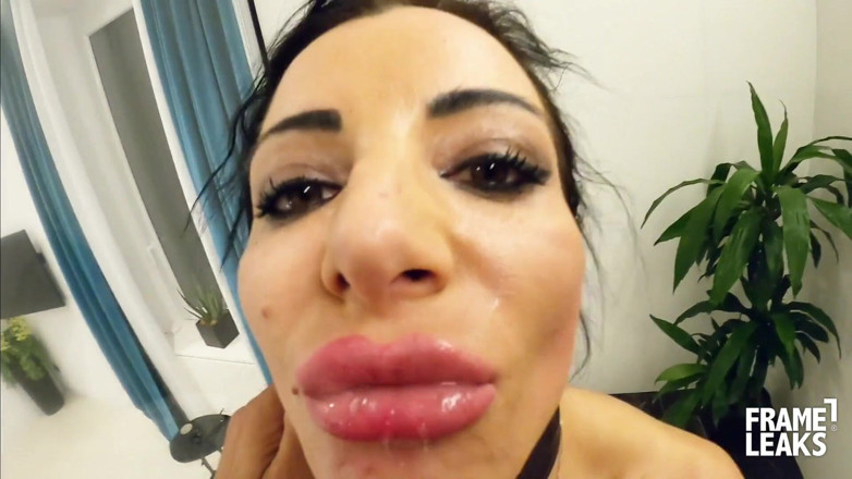 Pinko Club: Amandha Fox succulent extreme play, fisting, balls and squirting