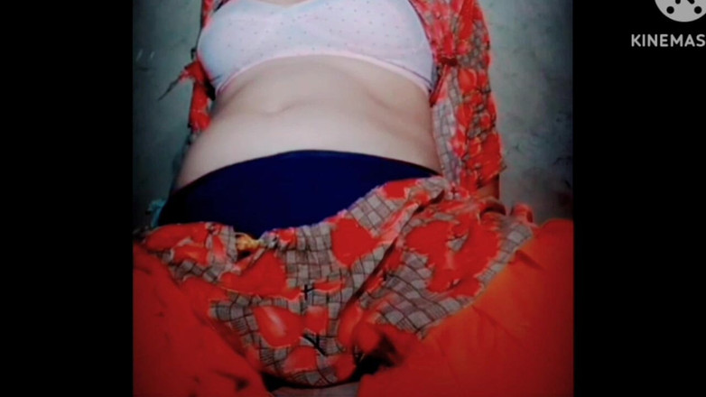 TricolorMusic3: Młoda gorąca piękna seksowna dziewczyna Masterbet