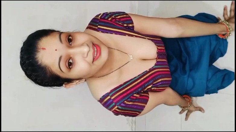 YourUrfi: Indian Sexy Maal Bhabhi Fingering Pussy and Pissing