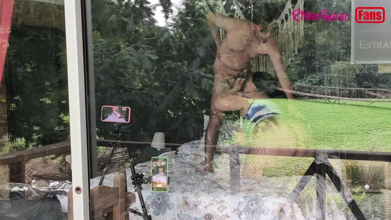 Riderqueen: 若い男とファッキング、大きなチンコを持つ、ファンのための動画