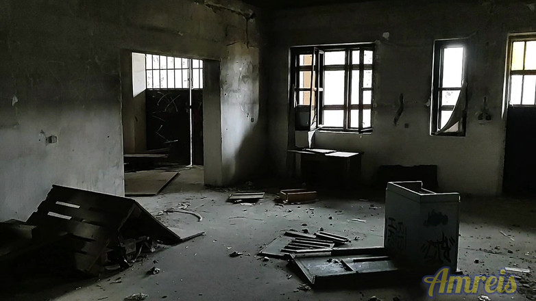 Amreis: Procházka skončila průzkumem opuštěné budovy a mocným orgasmem