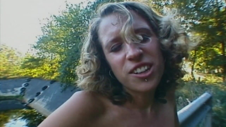 Absolute BDSM films - The original: Muschi-piercing, anale penetration gedemütigt