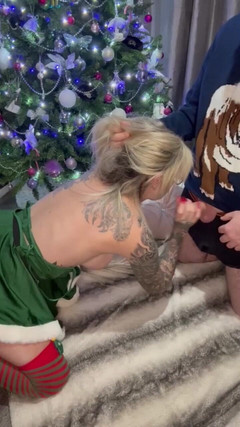 JessieRaexx: Naughty Little Elf