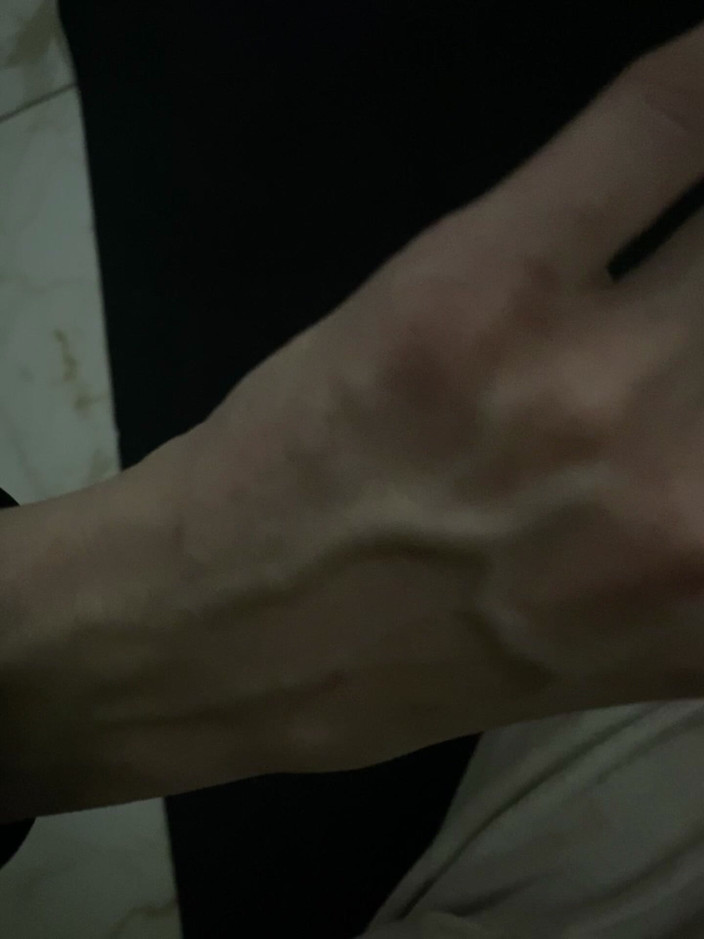 Princess Aisha: Sexy Bulging Veins
