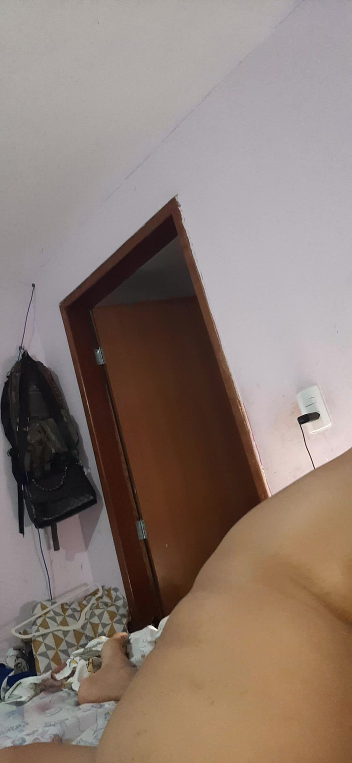 Renatinharj: Vanessinha vierde een promotie op het werk en werd erg...